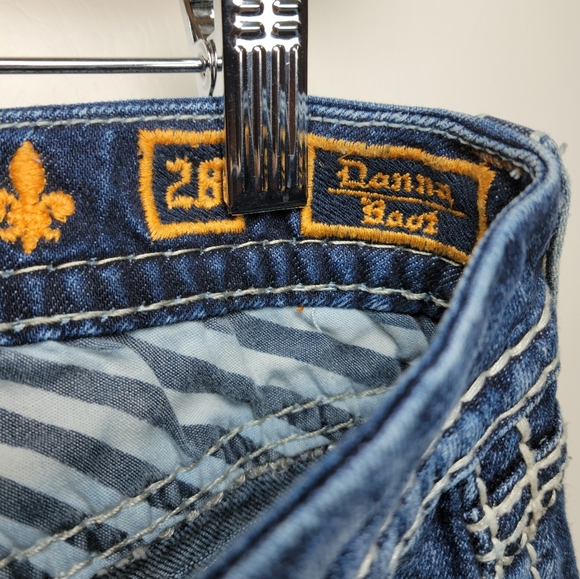 Rock Revival Donna Bootcut Low Rise Jeans Size 28 Distressed Denim - Picture 7 of 14